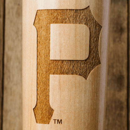 baseball bat mug Pittsburgh Pirates P close up
